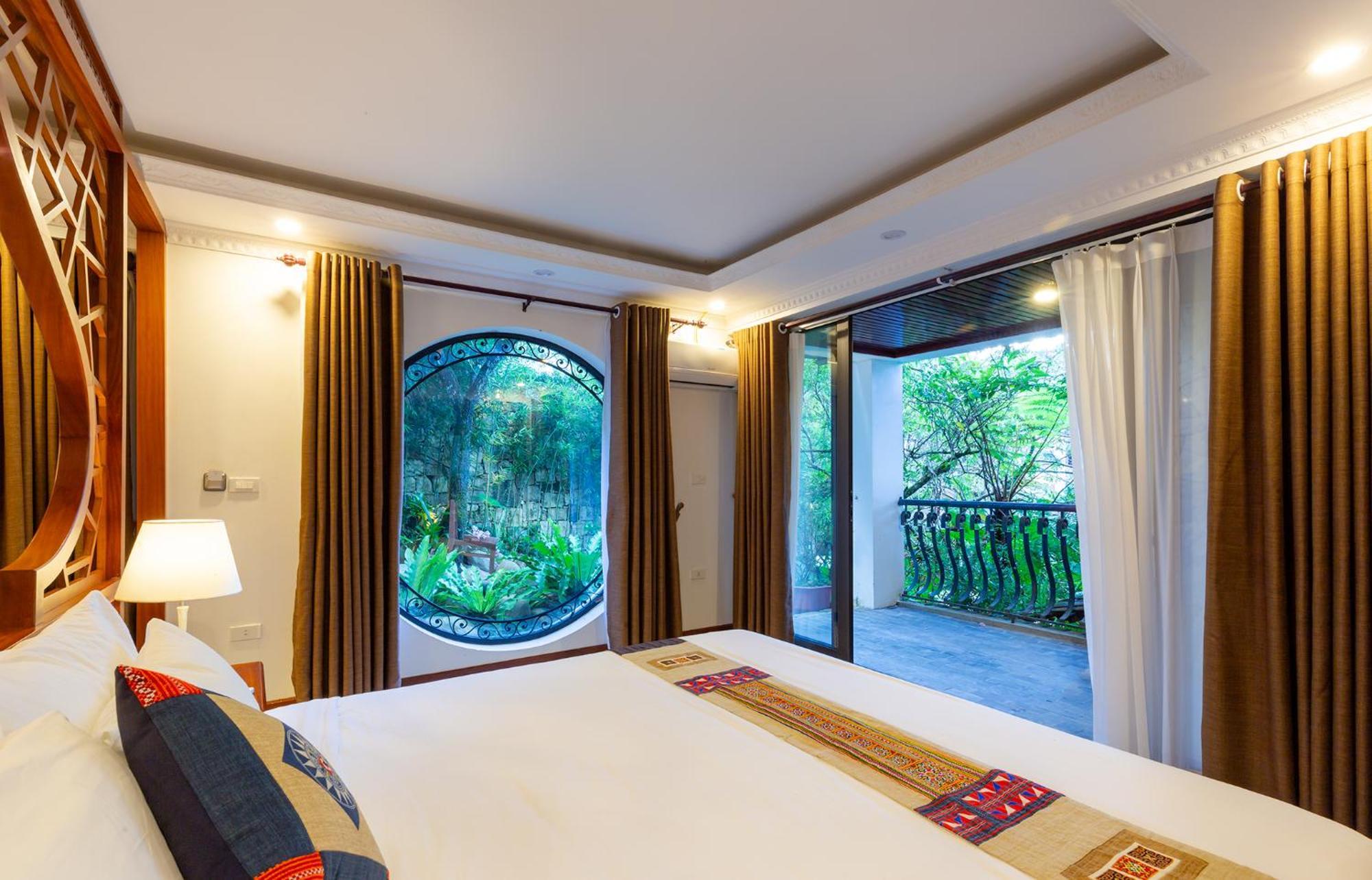 Classic One-Bedroom Apartment King Bed